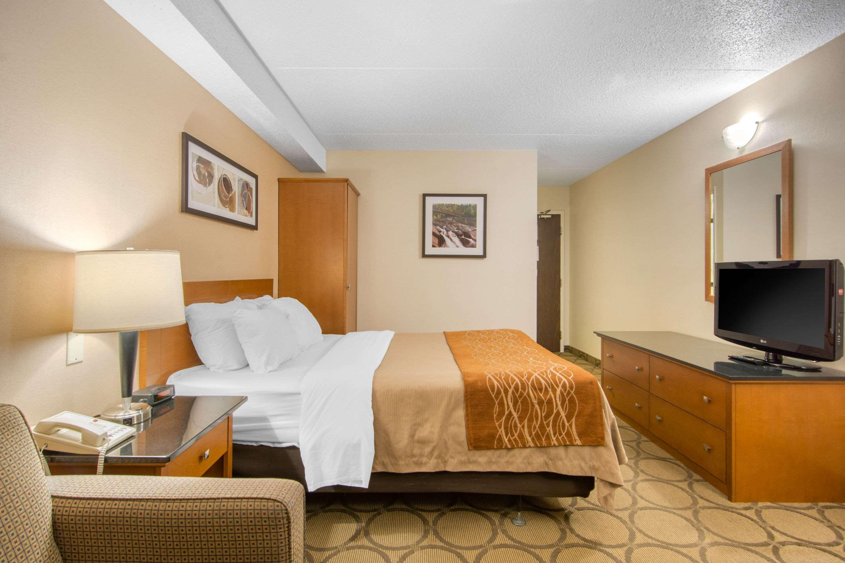 Comfort Inn Sudbury Exteriér fotografie