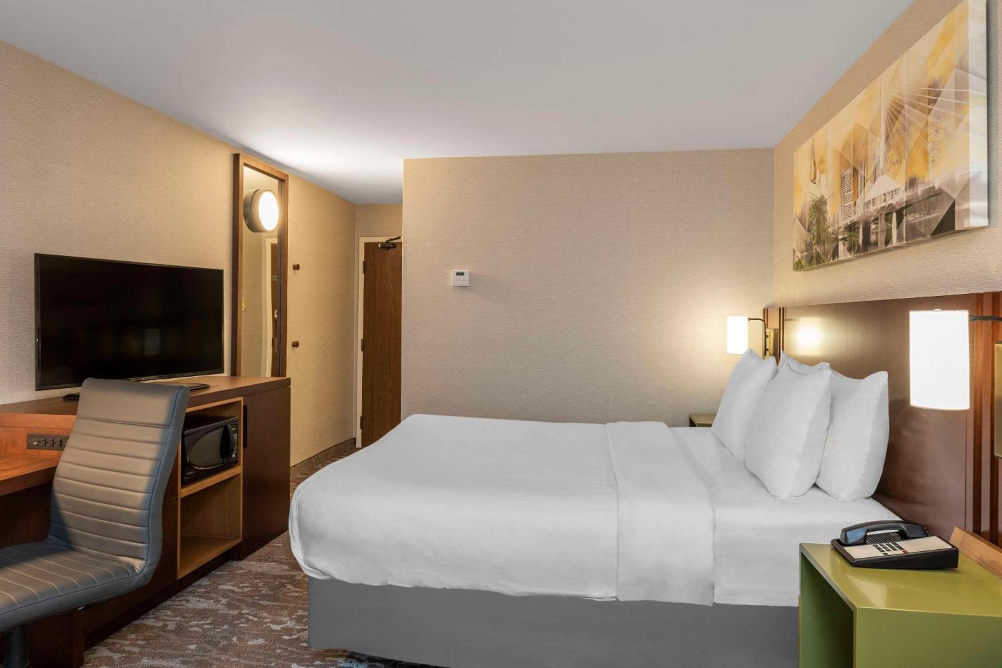Comfort Inn Sudbury Exteriér fotografie