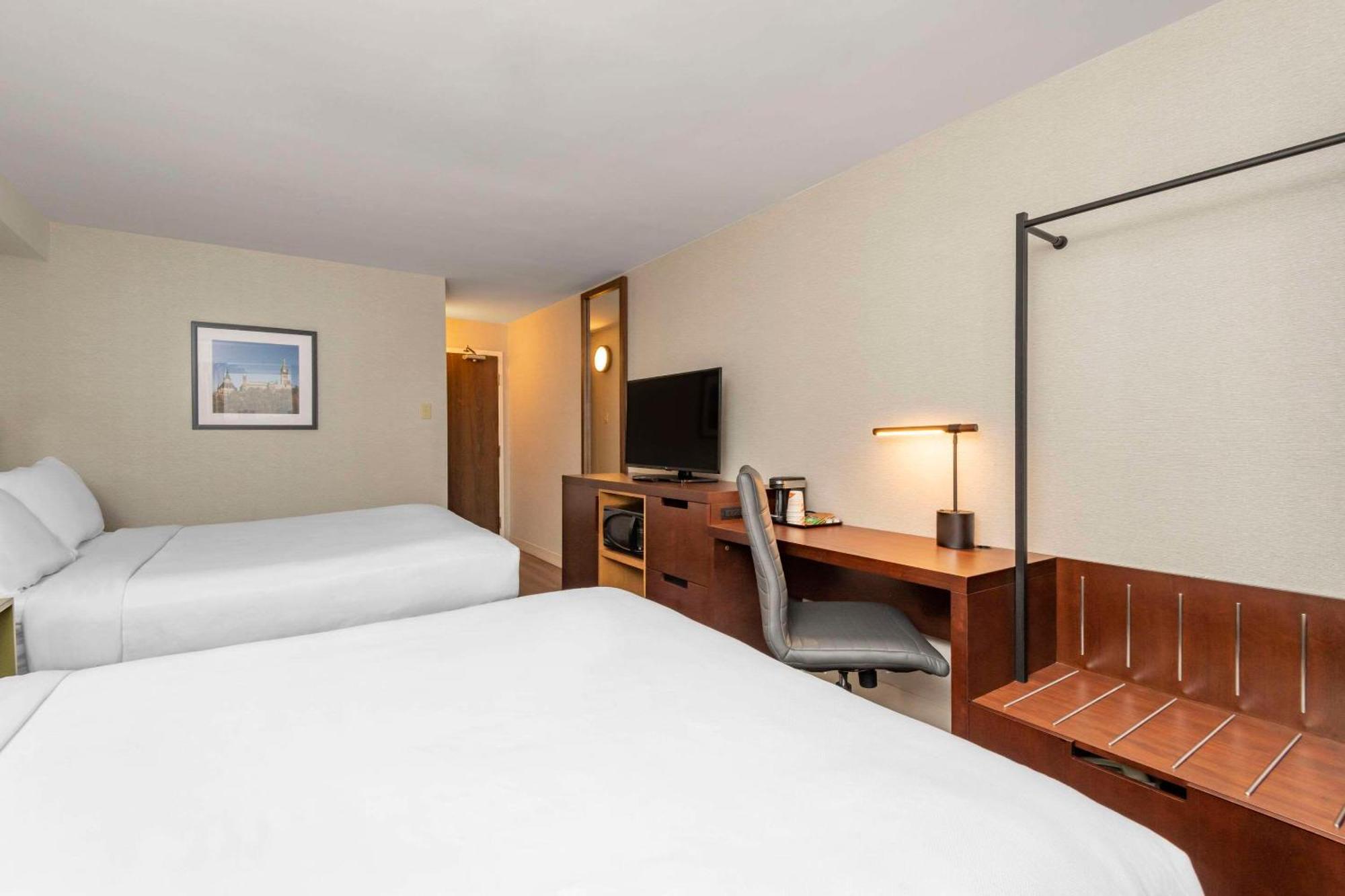 Comfort Inn Sudbury Exteriér fotografie