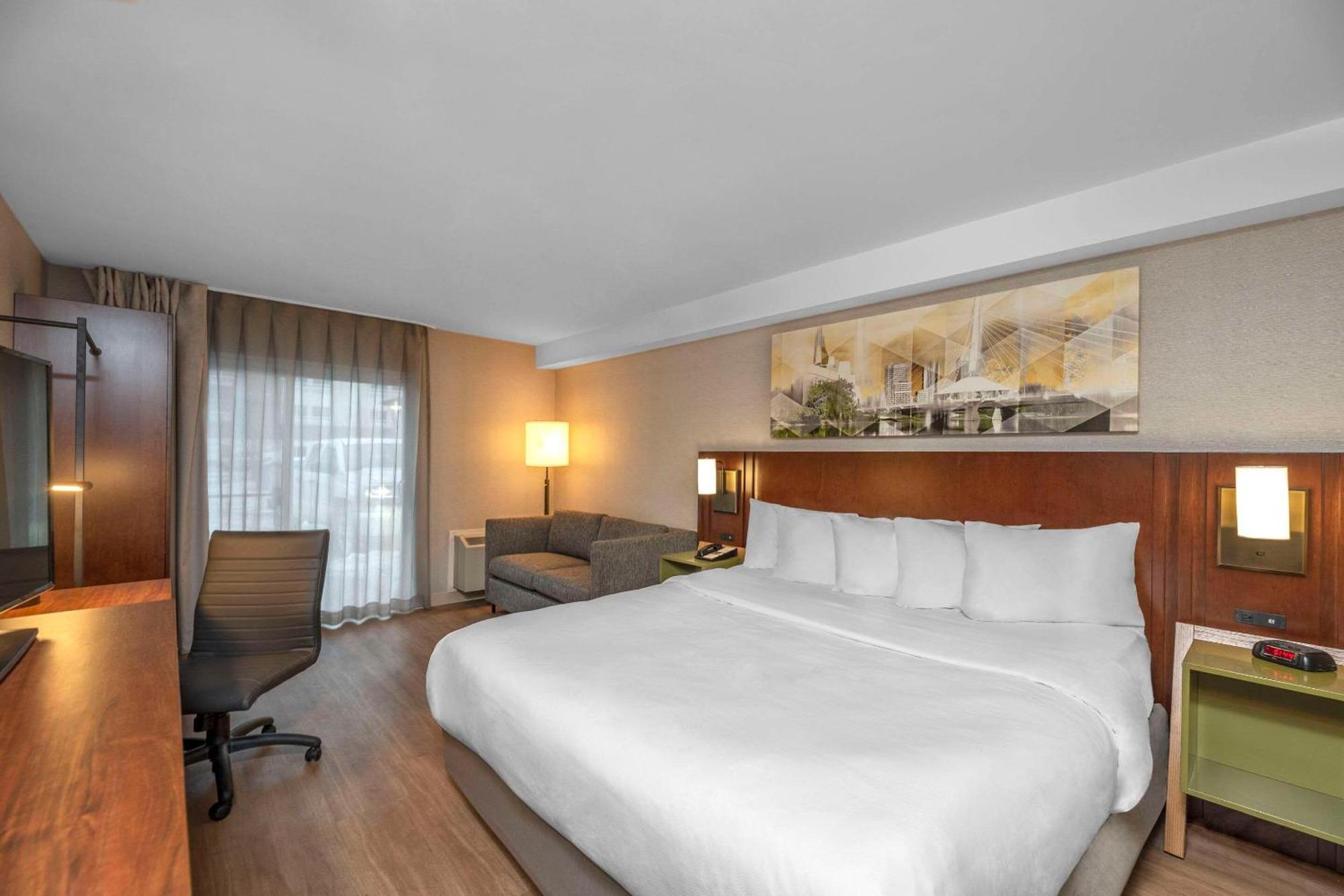 Comfort Inn Sudbury Exteriér fotografie